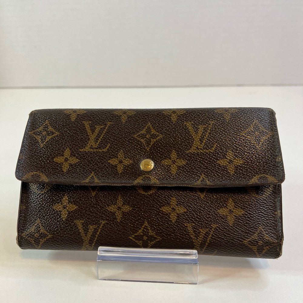 Authentic Louis Vuitton Wallet